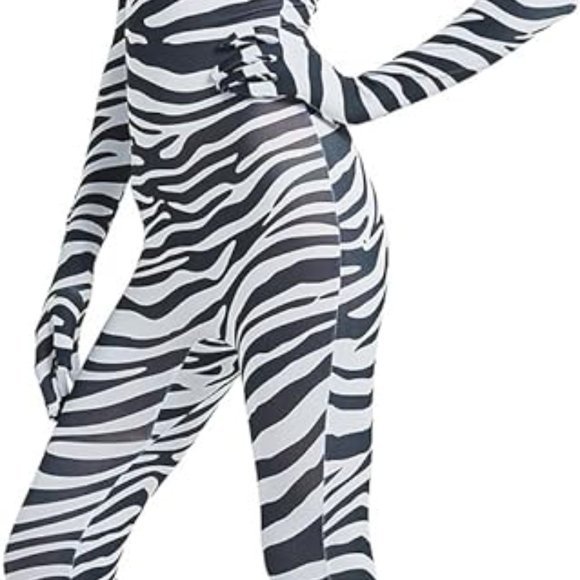 Cat Suite Animal Print Design - Picture 3 of 5